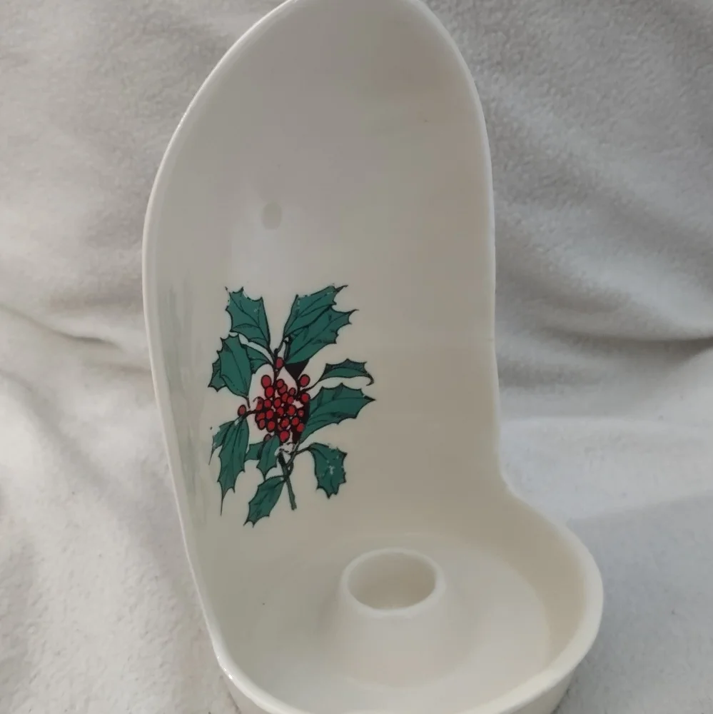 Porcelain Candle Holder With Handle